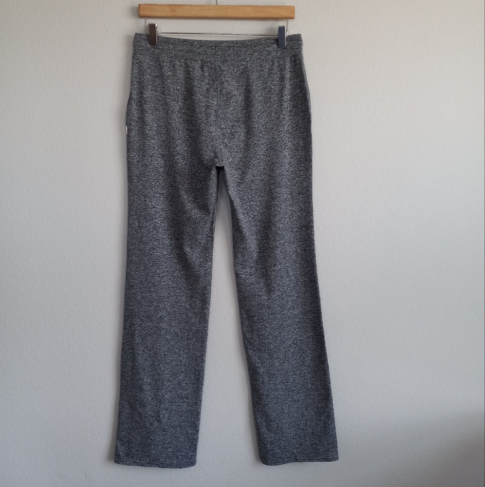 Vuori Halo Wideleg Flare DreamKnit Heather Grey M - Picture 15 of 16